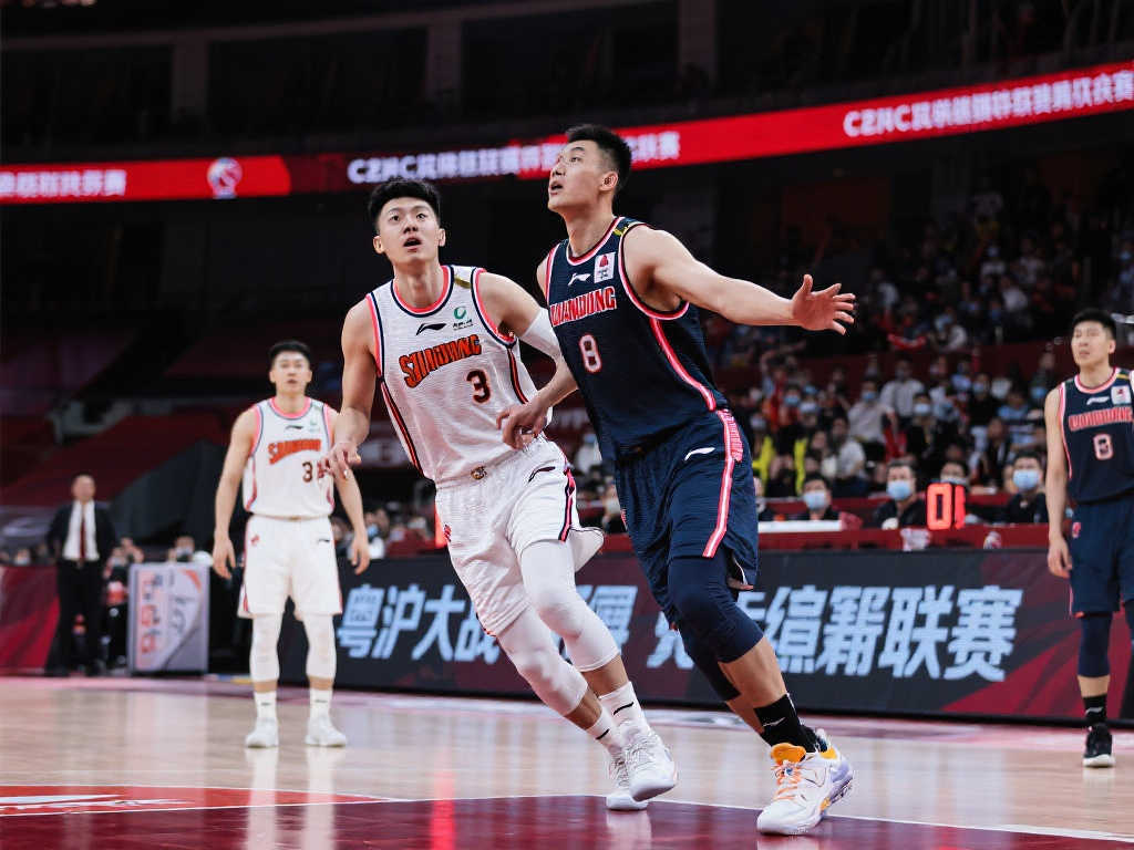 周琦和小曾